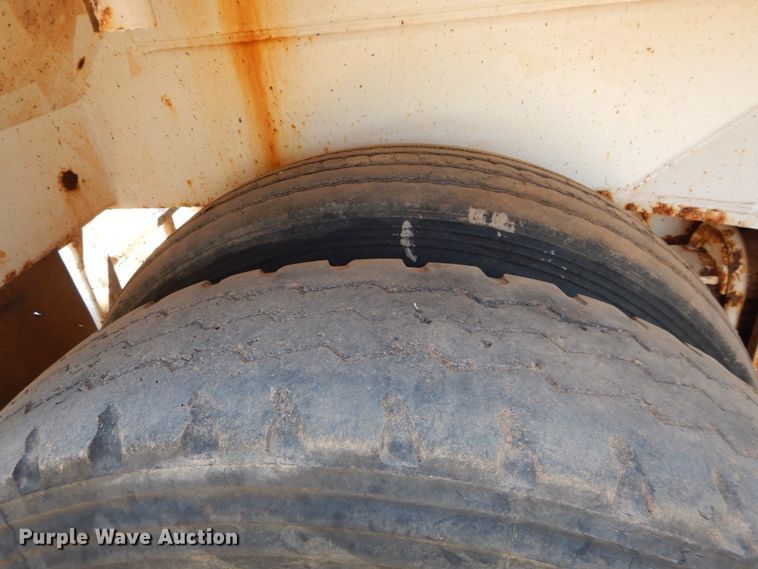 image for item DG4099 2013 Dragon VT124 vacuum tank trailer