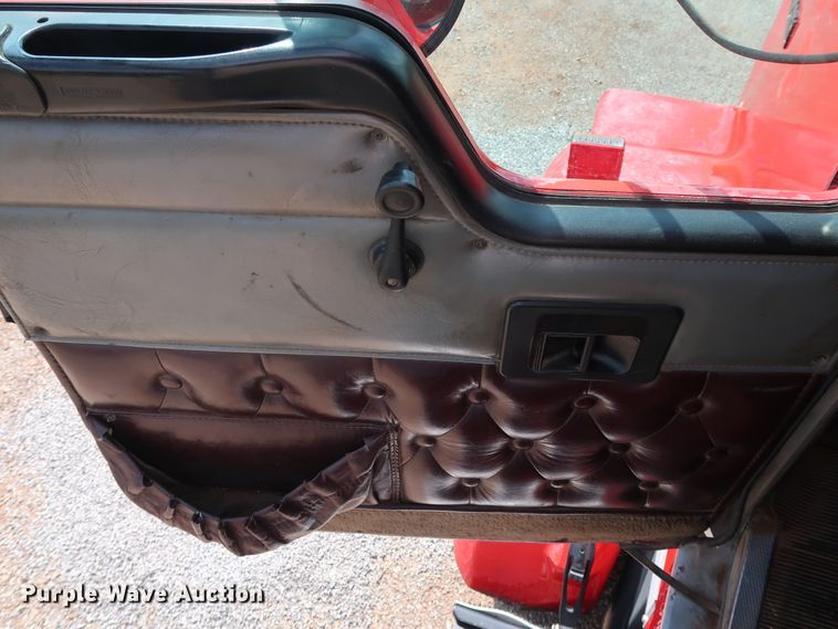 image for item DG4174 1998 Kenworth T800 semi truck