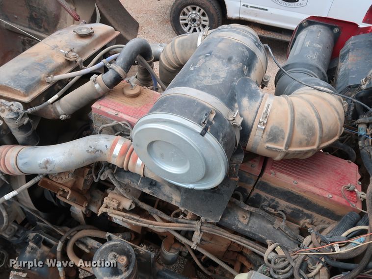 image for item DG4174 1998 Kenworth T800 semi truck