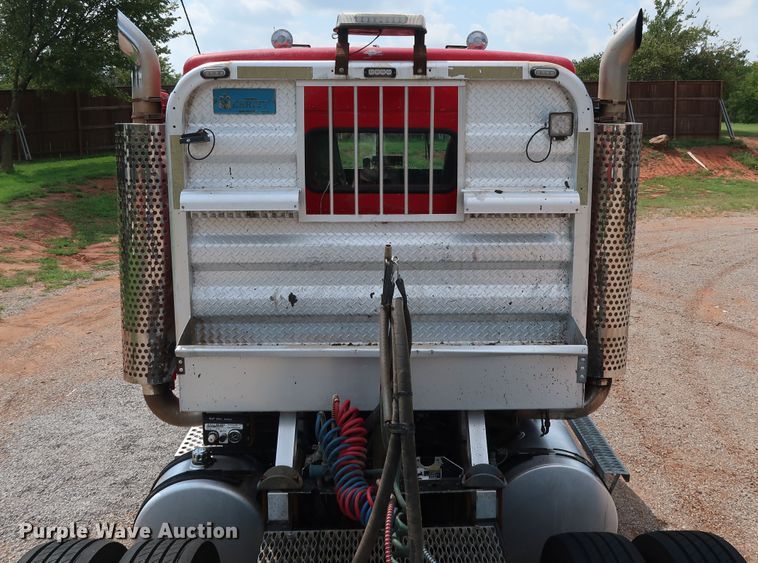 image for item DG4174 1998 Kenworth T800 semi truck