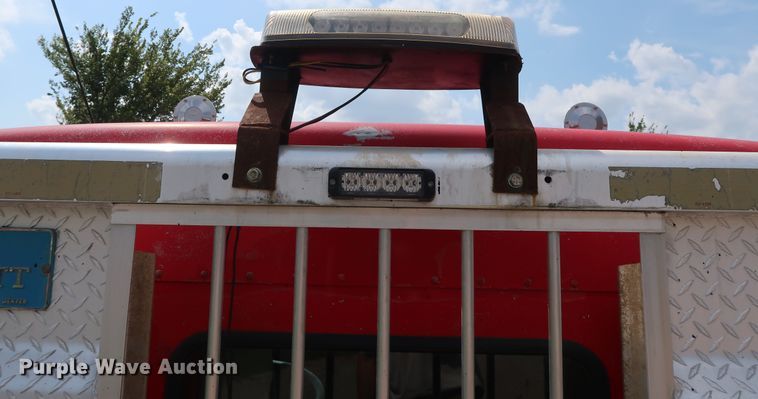 image for item DG4174 1998 Kenworth T800 semi truck