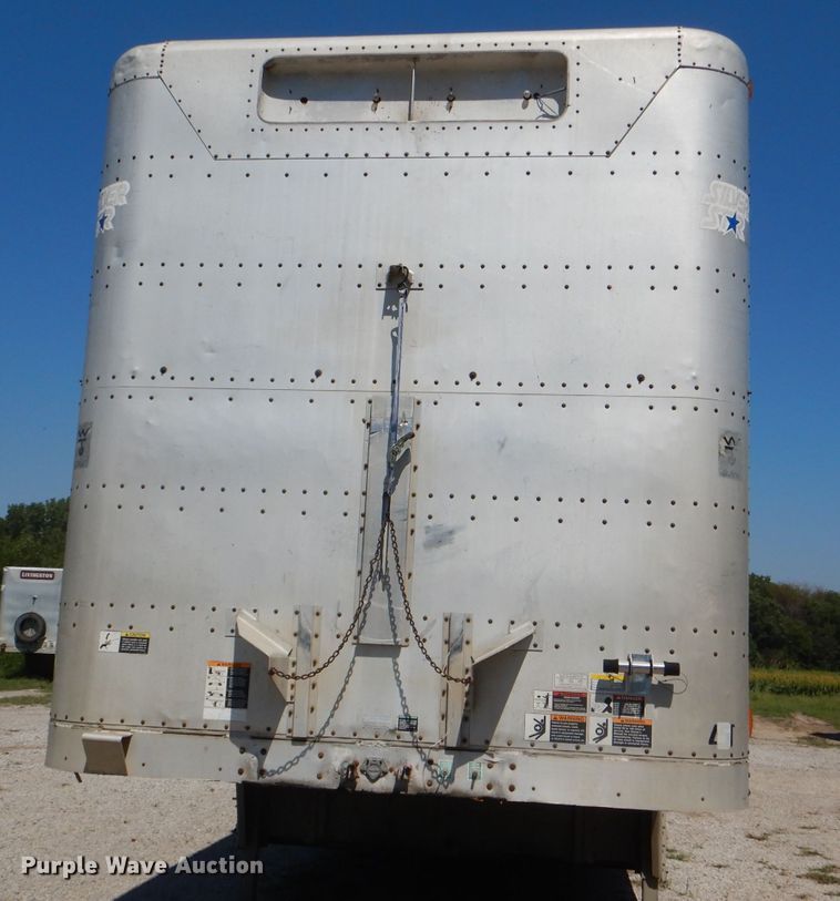 image for item DG4931 1995 Wilson PSDCL-302 livestock trailer