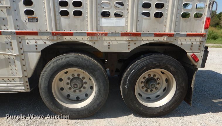 image for item DG4931 1995 Wilson PSDCL-302 livestock trailer