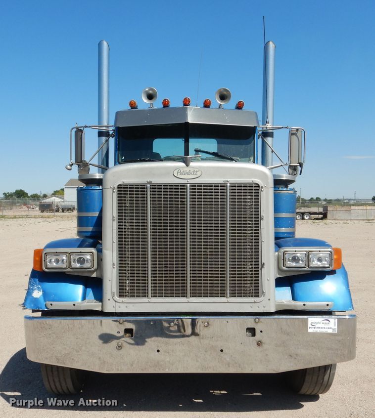 image for item DG5819 1987 Peterbilt 379 semi truck