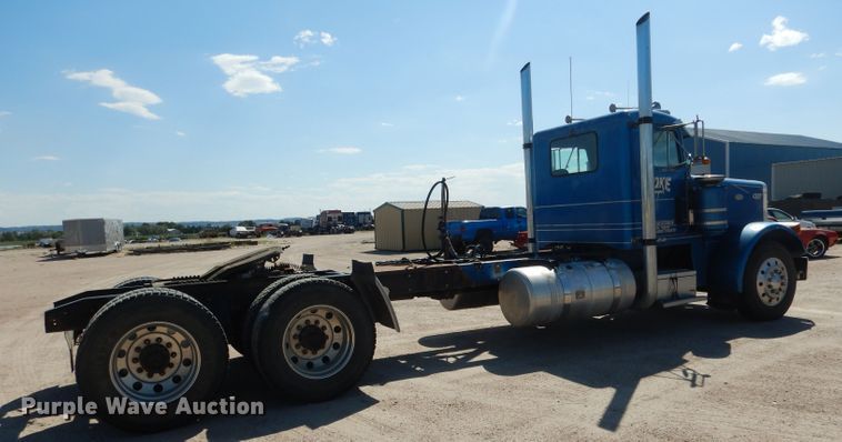 image for item DG5819 1987 Peterbilt 379 semi truck