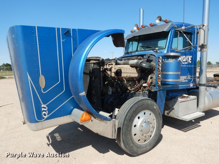 image for item DG5819 1987 Peterbilt 379 semi truck