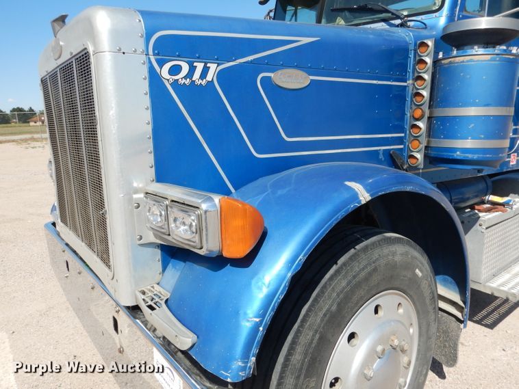 image for item DG5819 1987 Peterbilt 379 semi truck