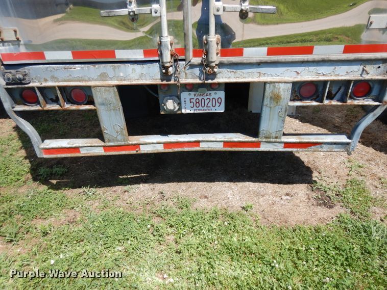 image for item DH0305 1996 Wabash dry van trailer