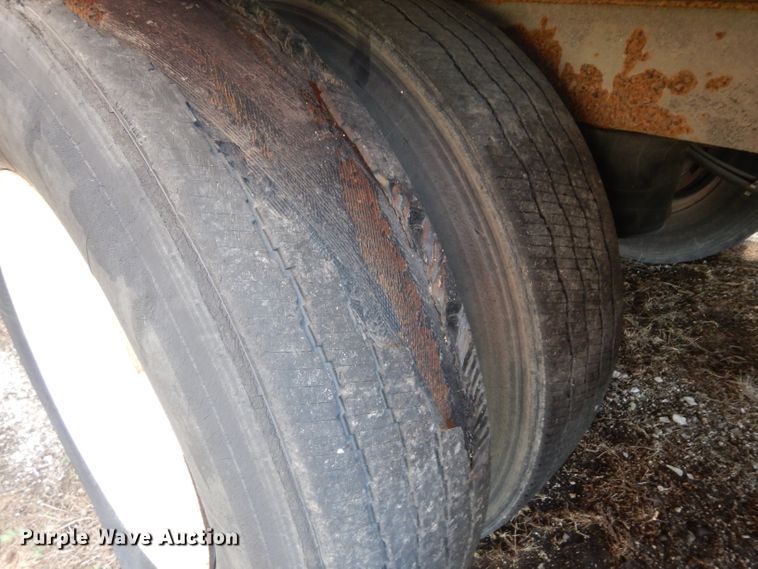 image for item DH0305 1996 Wabash dry van trailer