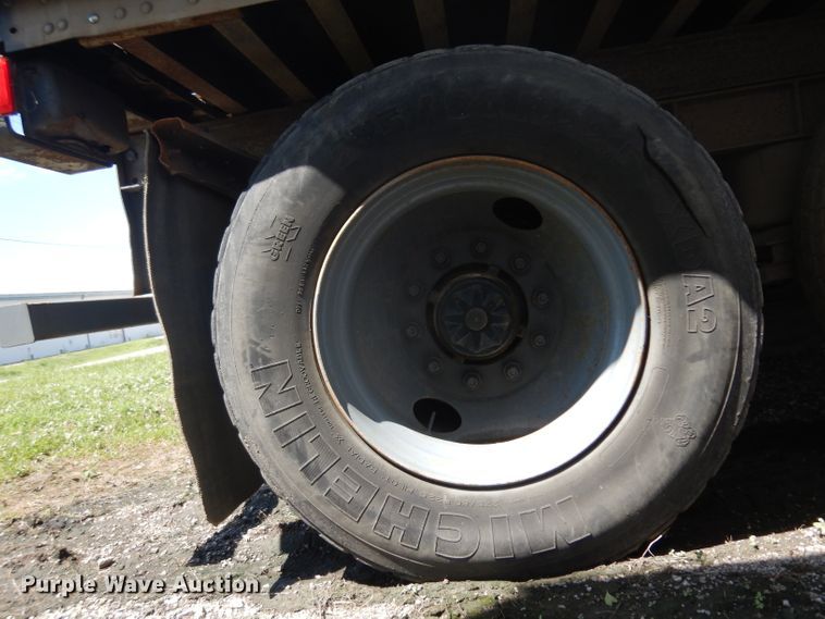 image for item DH0306 1996 Fruehauf FB9-NT2-48W dry van trailer