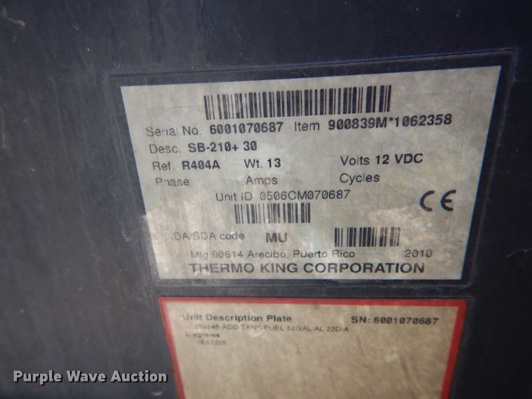 image for item DH6105 2011 Wabash refrigerated van trailer