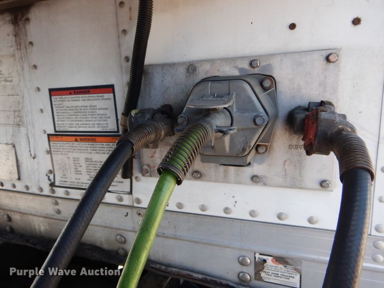 image for item DH6106 2010 Great Dane SUP-1114-11053 refrigerated van trailer