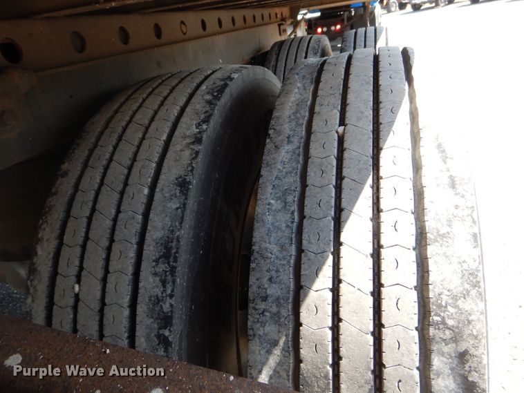 image for item DH6106 2010 Great Dane SUP-1114-11053 refrigerated van trailer