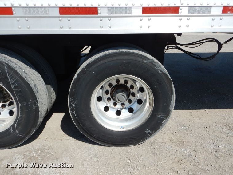 image for item DH6106 2010 Great Dane SUP-1114-11053 refrigerated van trailer