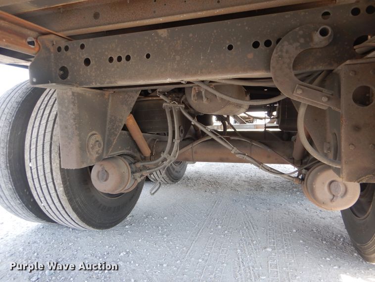 image for item DH6121 2005 Utility refrigerated van trailer