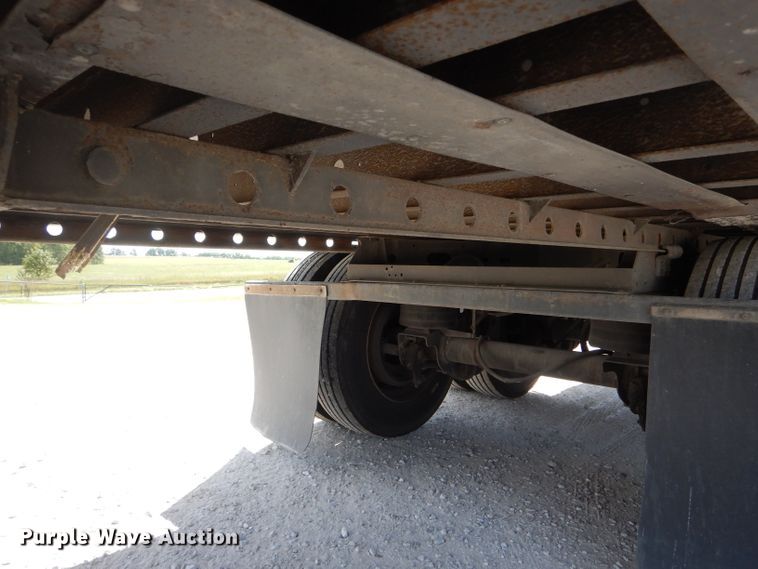image for item DH6121 2005 Utility refrigerated van trailer