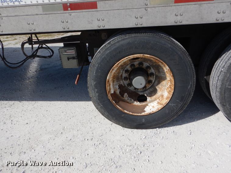 image for item DH6121 2005 Utility refrigerated van trailer