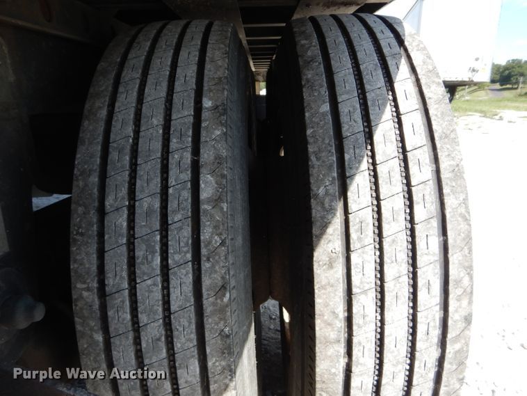 image for item DH6121 2005 Utility refrigerated van trailer