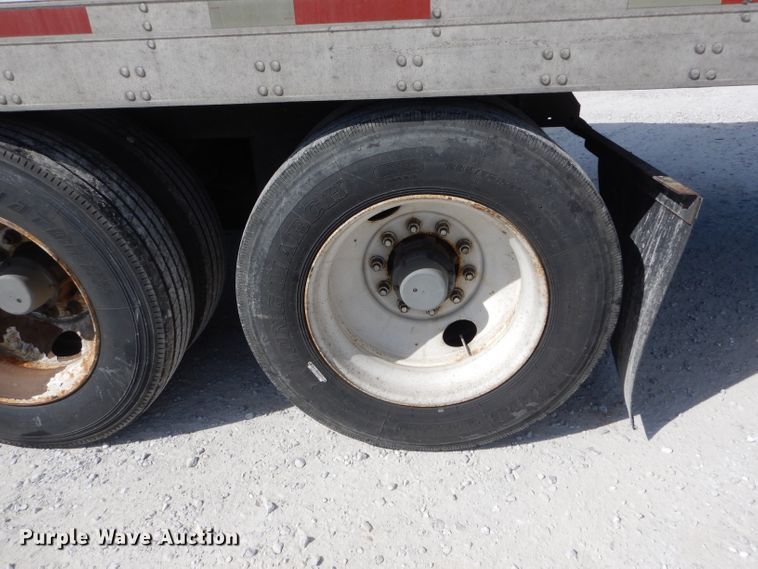 image for item DH6121 2005 Utility refrigerated van trailer