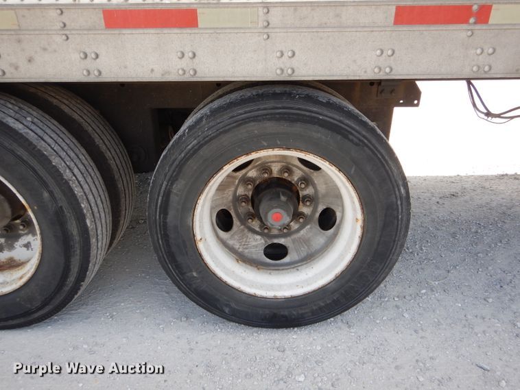 image for item DH6121 2005 Utility refrigerated van trailer