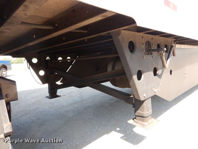 image for item DH6122 2016 Utility 3000R refrigerated van trailer