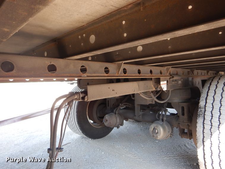 image for item DH6122 2016 Utility 3000R refrigerated van trailer