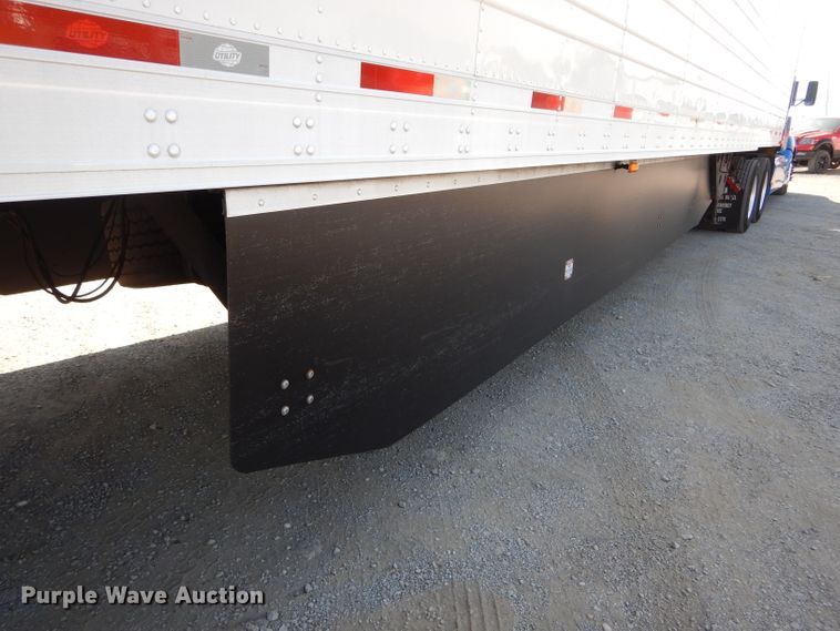 image for item DH6122 2016 Utility 3000R refrigerated van trailer