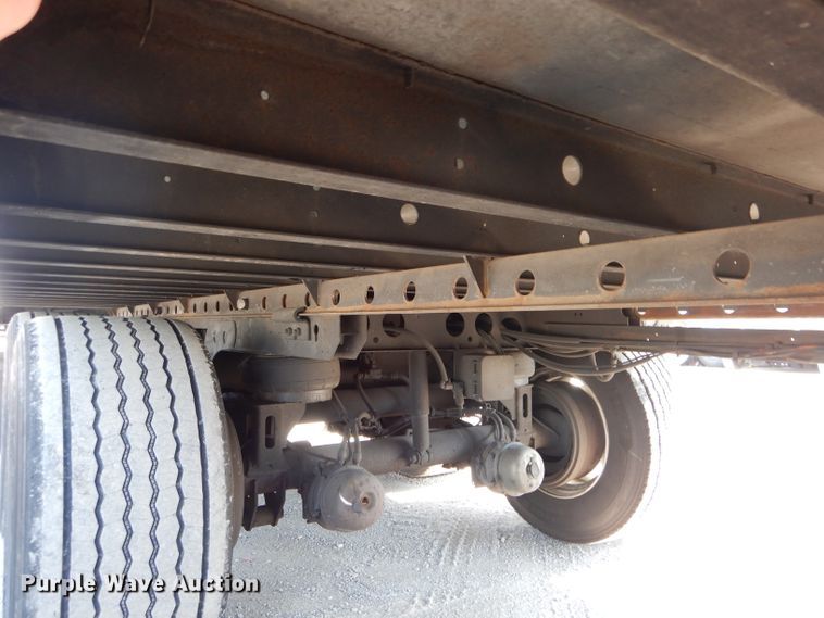 image for item DH6122 2016 Utility 3000R refrigerated van trailer