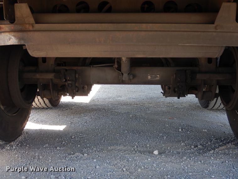 image for item DH6122 2016 Utility 3000R refrigerated van trailer