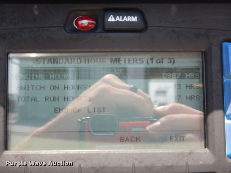 image for item DH6122 2016 Utility 3000R refrigerated van trailer