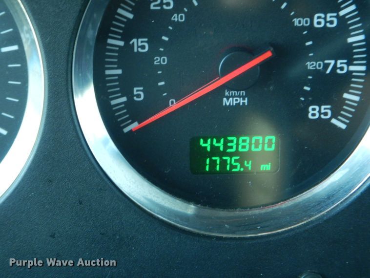 image for item DH6123 2016 Kenworth T660 semi truck