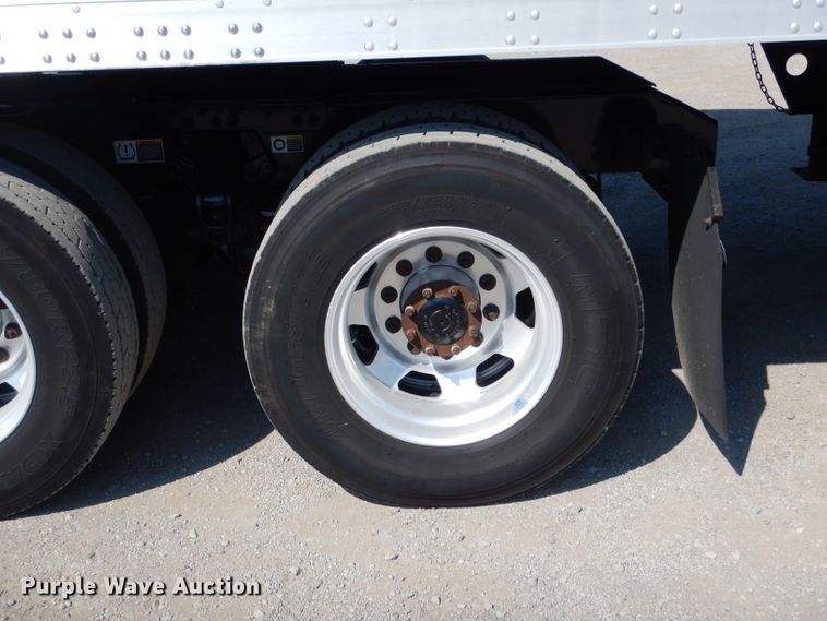 image for item DH6123 2016 Kenworth T660 semi truck