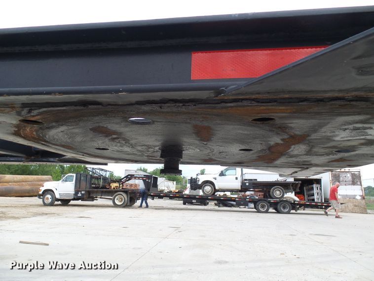 image for item DI0607 2009 Hyundai CGN403-516 flatbed trailer