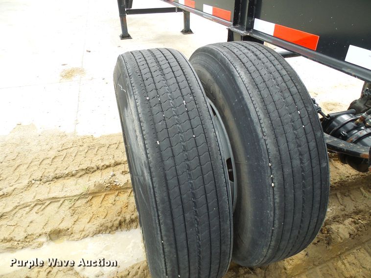 image for item DI0607 2009 Hyundai CGN403-516 flatbed trailer