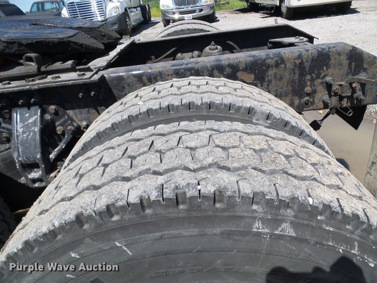 image for item DI0620 2016 Kenworth T660 semi truck