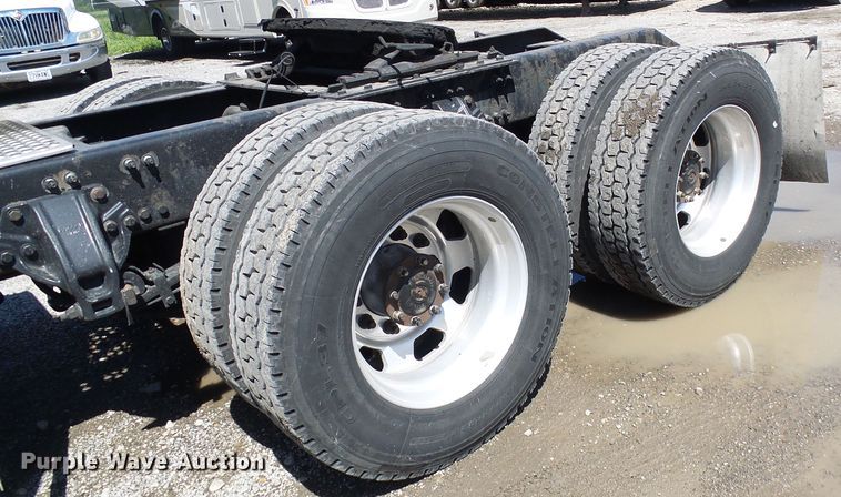 image for item DI0620 2016 Kenworth T660 semi truck