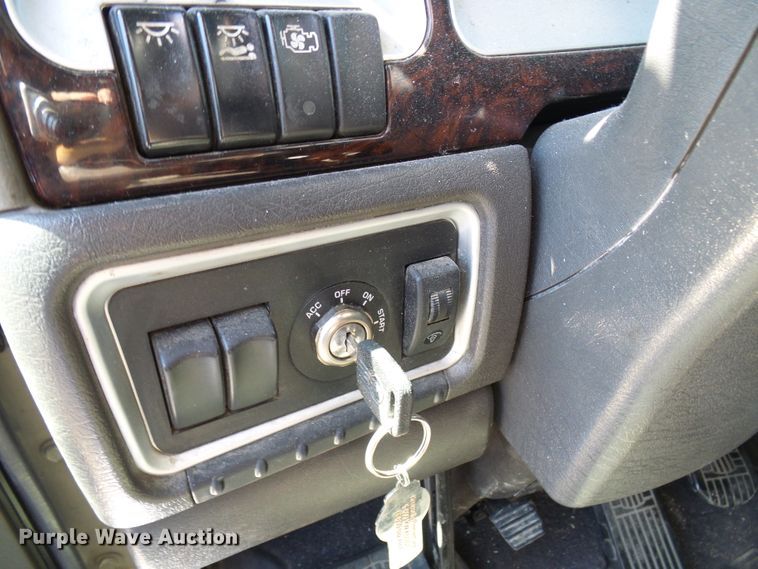 image for item DI0620 2016 Kenworth T660 semi truck