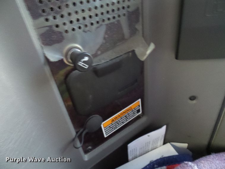 image for item DI0620 2016 Kenworth T660 semi truck