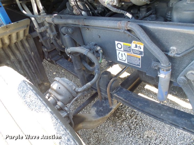 image for item DI0620 2016 Kenworth T660 semi truck