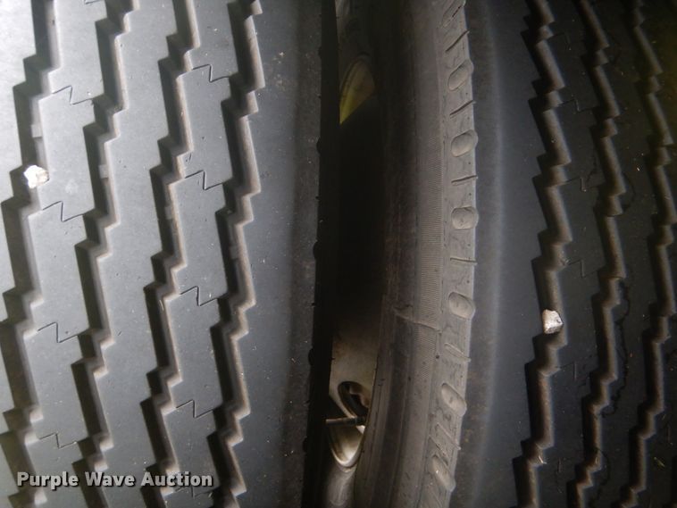 image for item DI2268 2015 Utility VS2DX dry van trailer