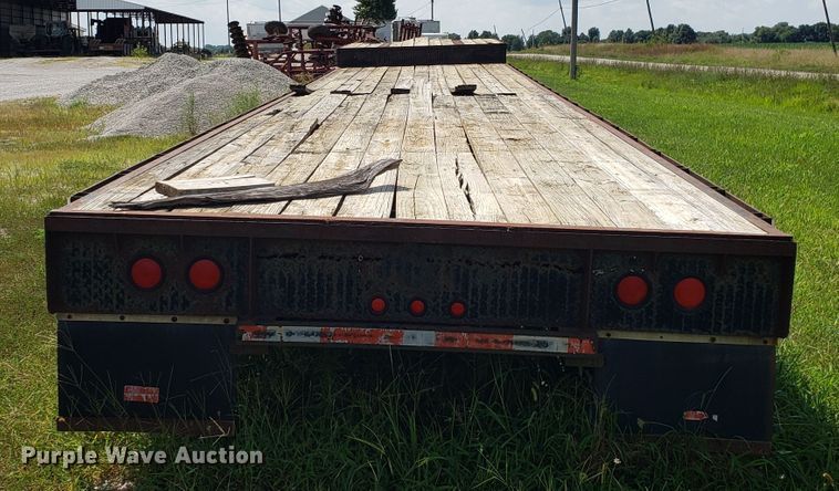 image for item ET9811 2001 Thibodeaux drop deck trailer