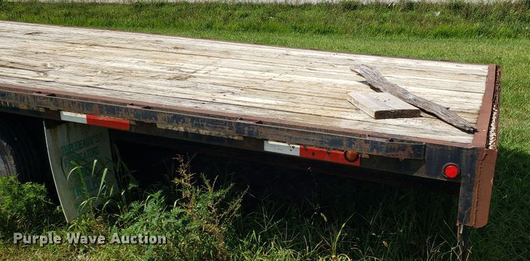image for item ET9811 2001 Thibodeaux drop deck trailer