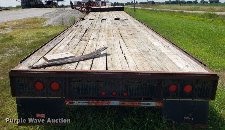 image for item ET9811 2001 Thibodeaux drop deck trailer