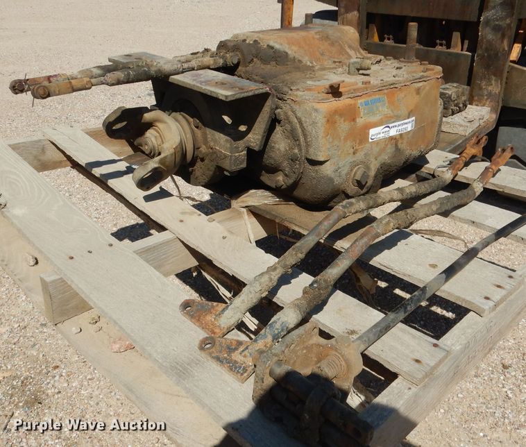 image for item FA9293 Spicer four speed auxiliary transmission