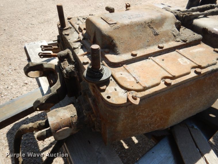 image for item FA9293 Spicer four speed auxiliary transmission