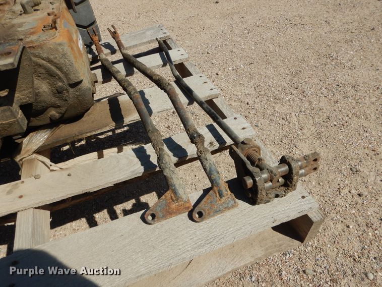 image for item FA9293 Spicer four speed auxiliary transmission