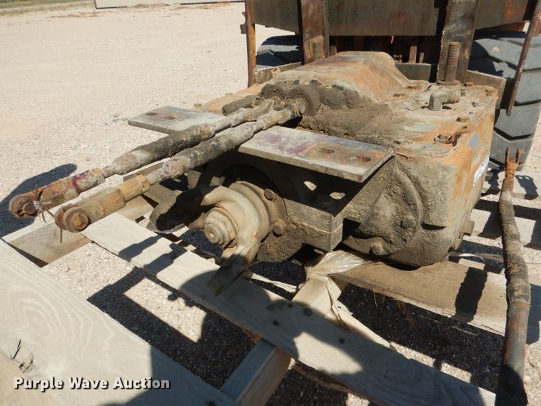 image for item FA9293 Spicer four speed auxiliary transmission