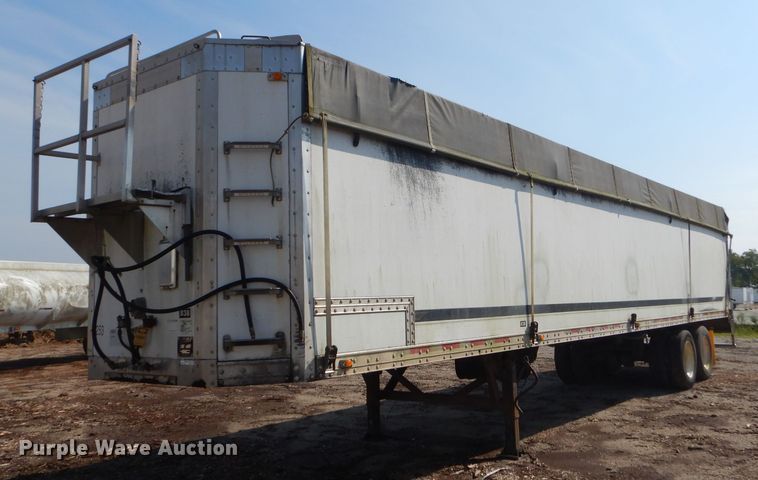 image for item FC9888 1999 Wilkins OK2LA56ICFBG walking floor trailer
