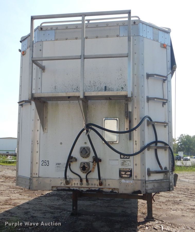image for item FC9888 1999 Wilkins OK2LA56ICFBG walking floor trailer