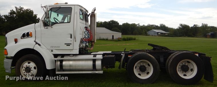 image for item FC9898 2007 Sterling A-Line semi truck